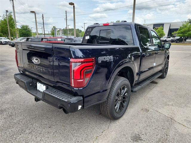 2025 Ford F-150 Lariat photo 3