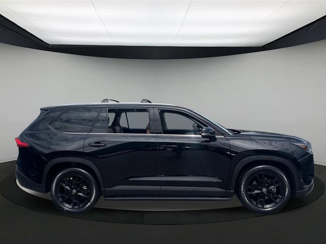 2024 Toyota Grand Highlander Platinum photo 3