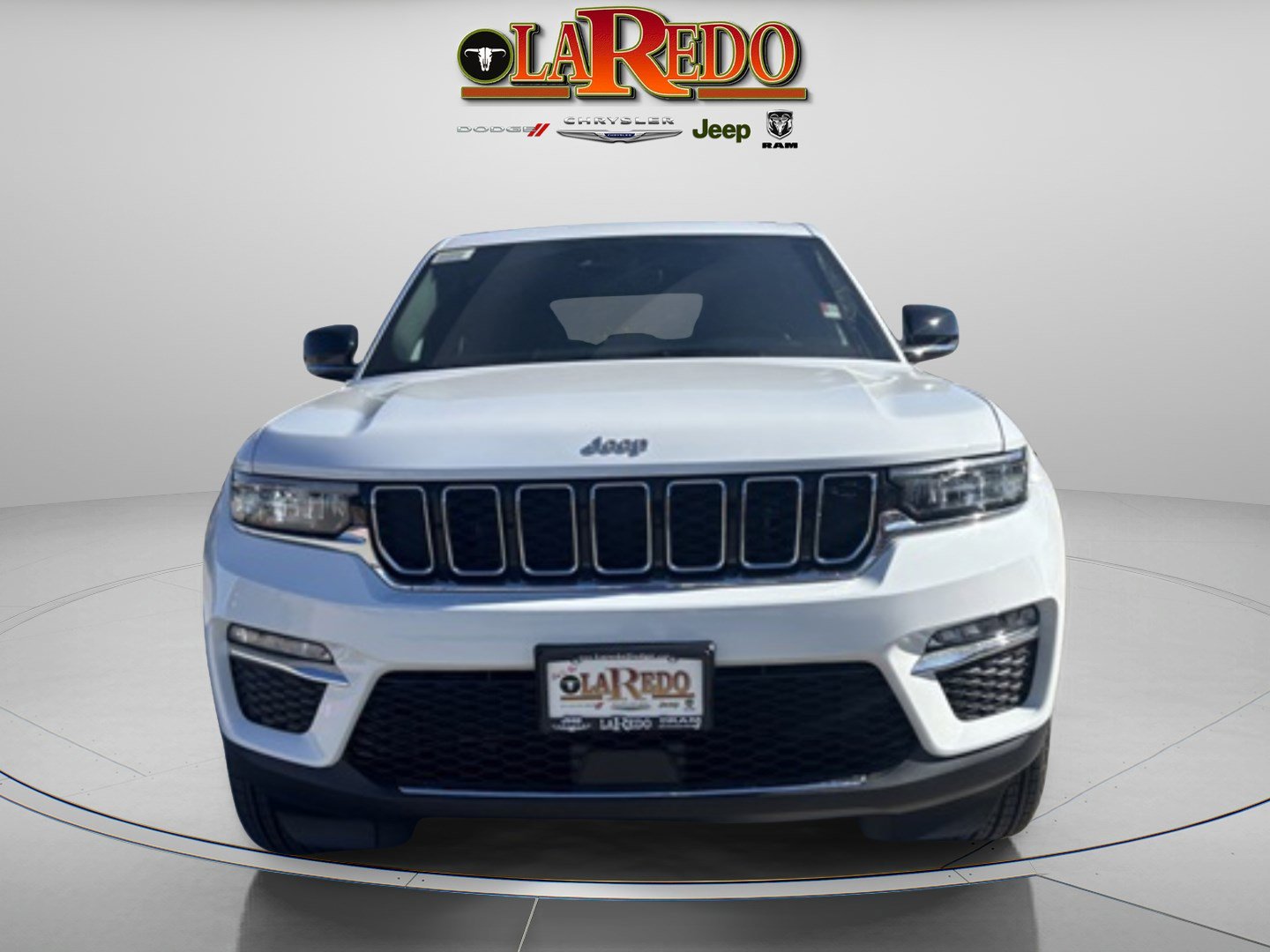 2025 Jeep Grand Cherokee Limited photo 2