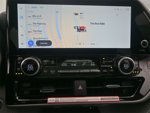 2025 Toyota Highlander Platinum photo 4