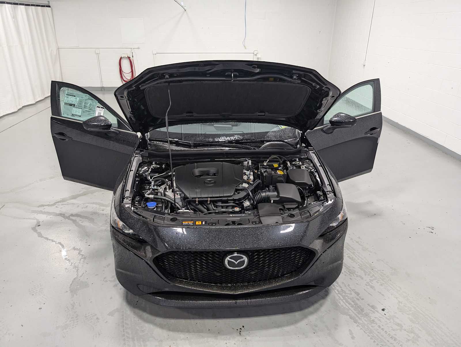2025 Mazda Mazda3 Hatchback 2.5 s Preferred photo 10