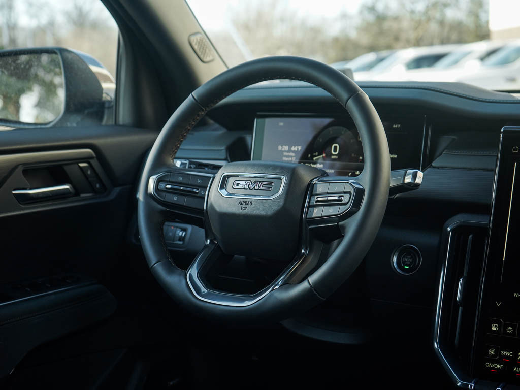 2025 Gmc Acadia AT4 photo 12