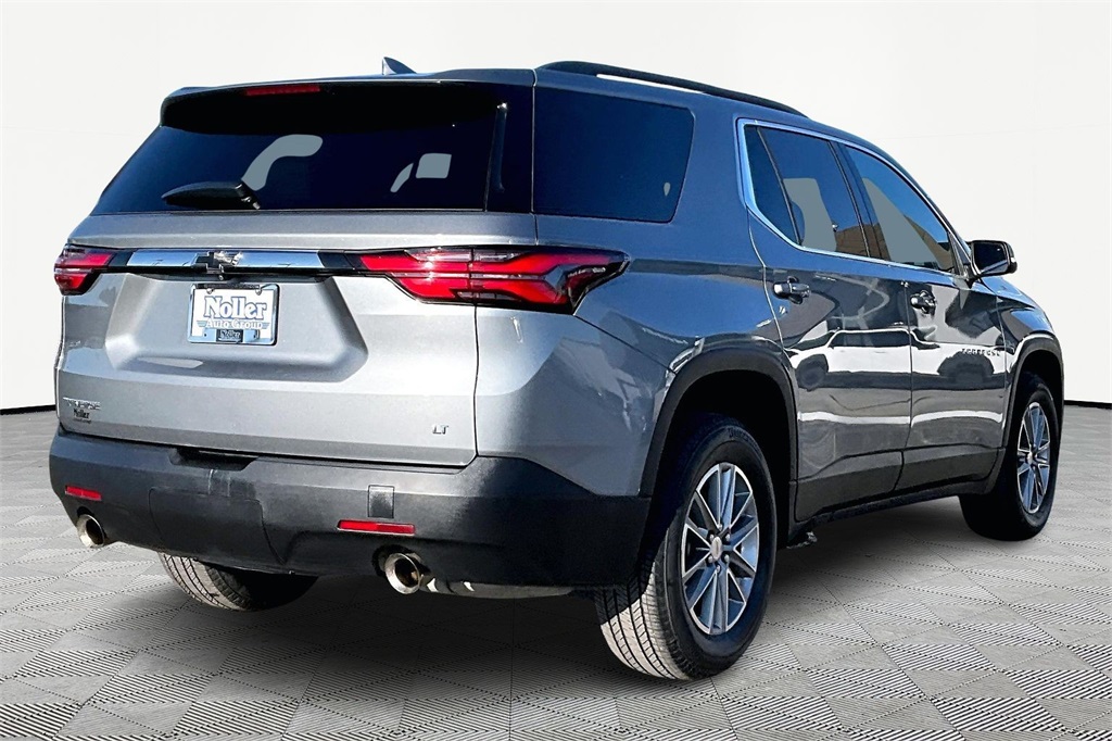 Used 2023 Chevrolet Traverse 3LT with VIN 1GNERHKW9PJ207283 for sale in Kansas City