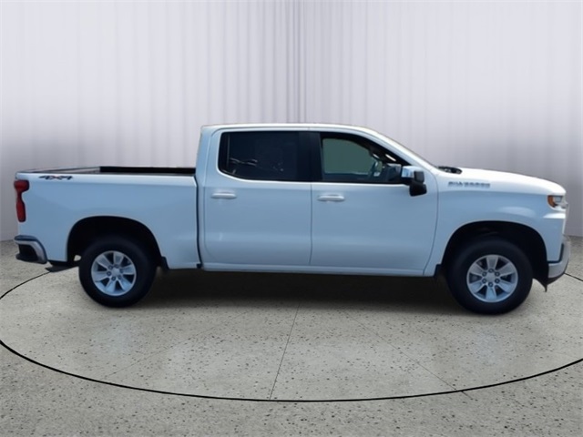 2021 Chevrolet Silverado 1500 LT photo 2