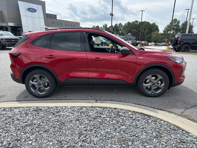 2026 Ford Escape ST-Line photo 13