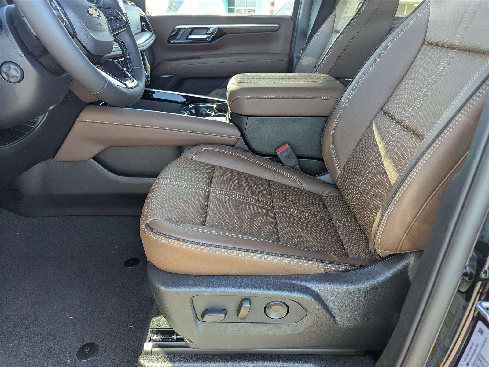 2025 Chevrolet Tahoe High Country photo 20