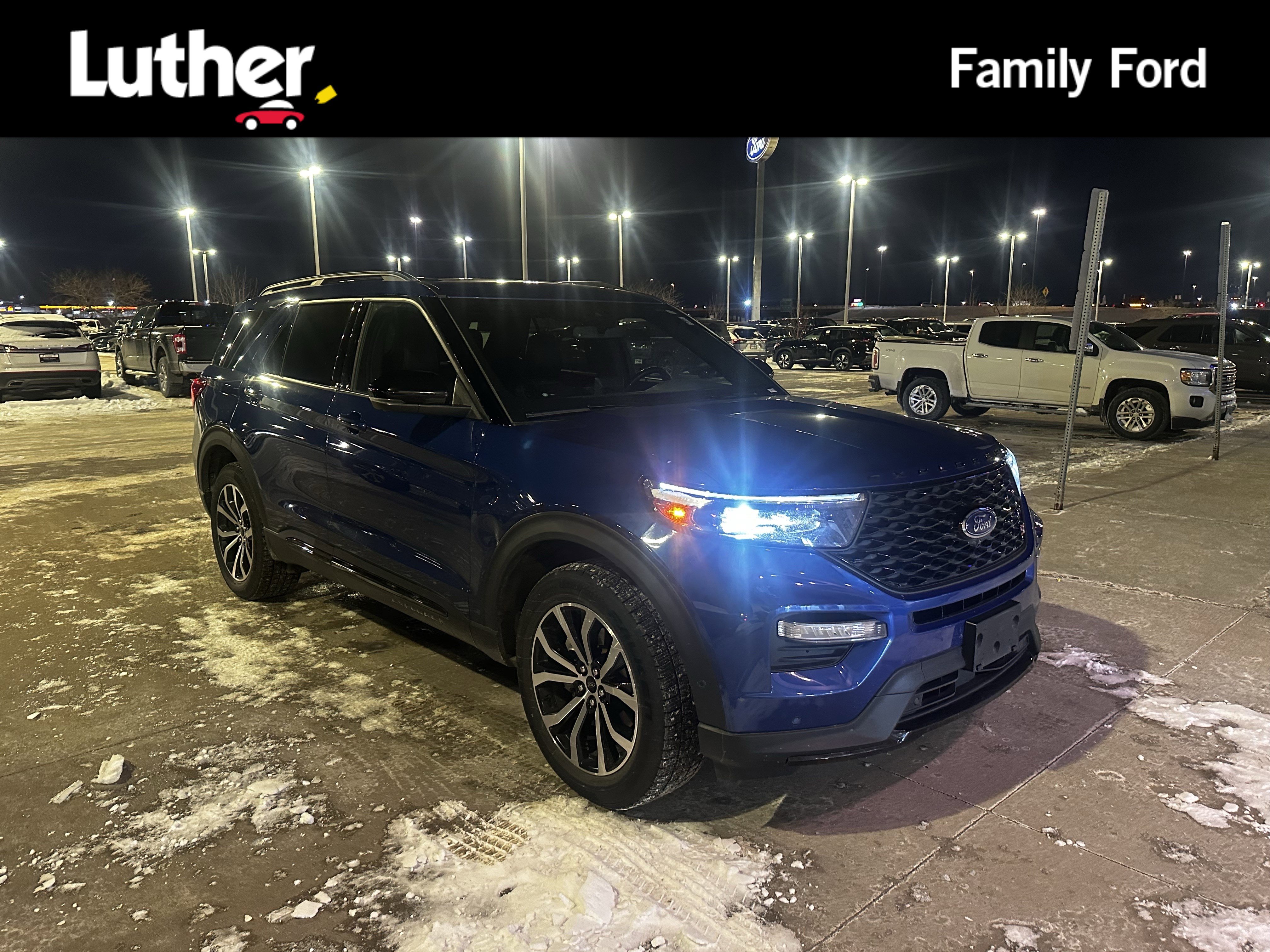 2021 Ford Explorer ST's photo