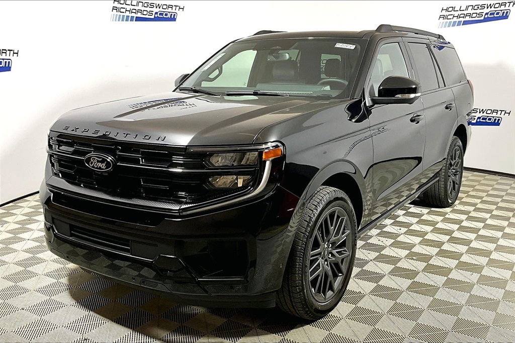 2025 Ford Expedition Platinum's photo