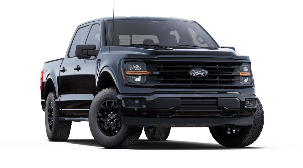 2025 Ford F-150 XLT photo 4