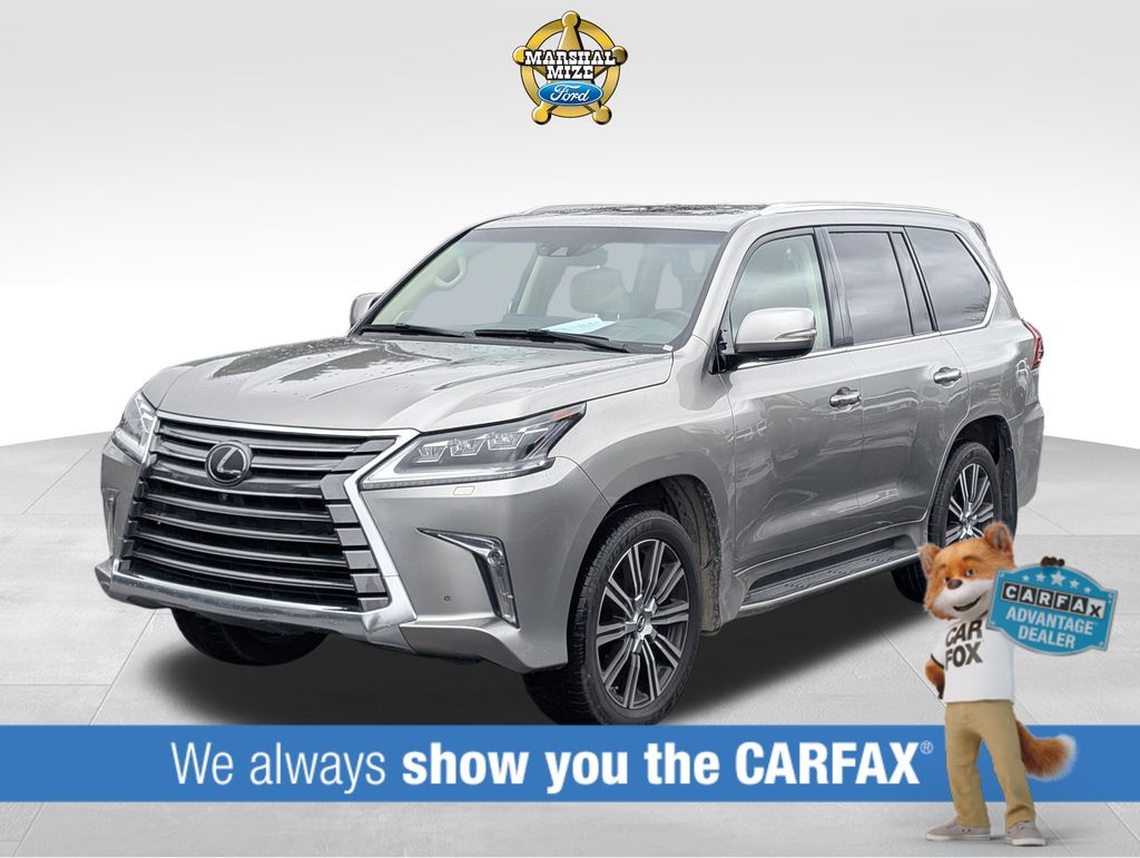 2018 Lexus LX 570's photo