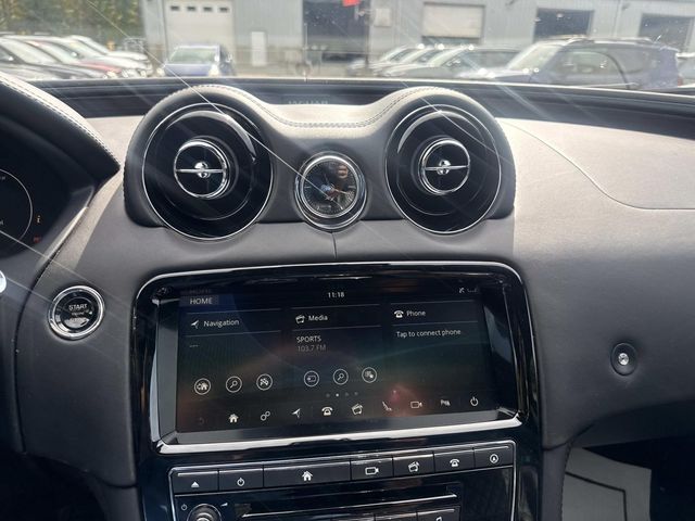 2019 Jaguar XJ Supercharged photo 23