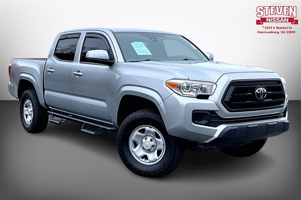 2022 Toyota Tacoma SR's photo