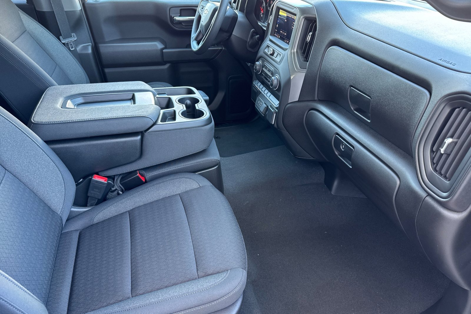 2025 Chevrolet Silverado 1500 Custom photo 15