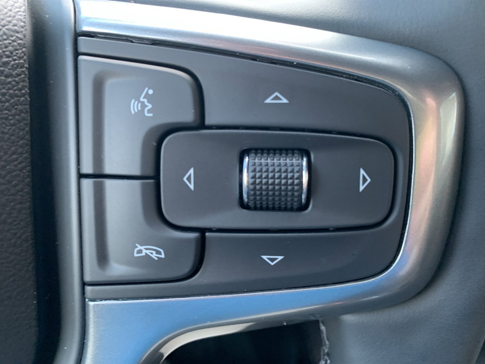 2025 Chevrolet Silverado 1500 LTZ photo 33