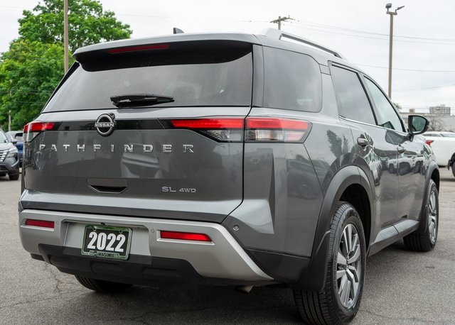 2022 Nissan Pathfinder SL photo 4