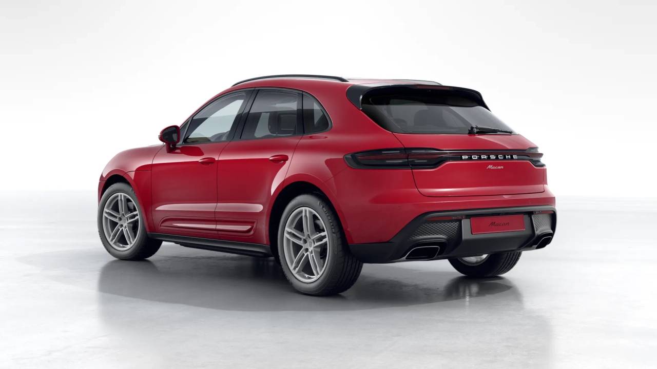 2026 Porsche Macan T photo 3