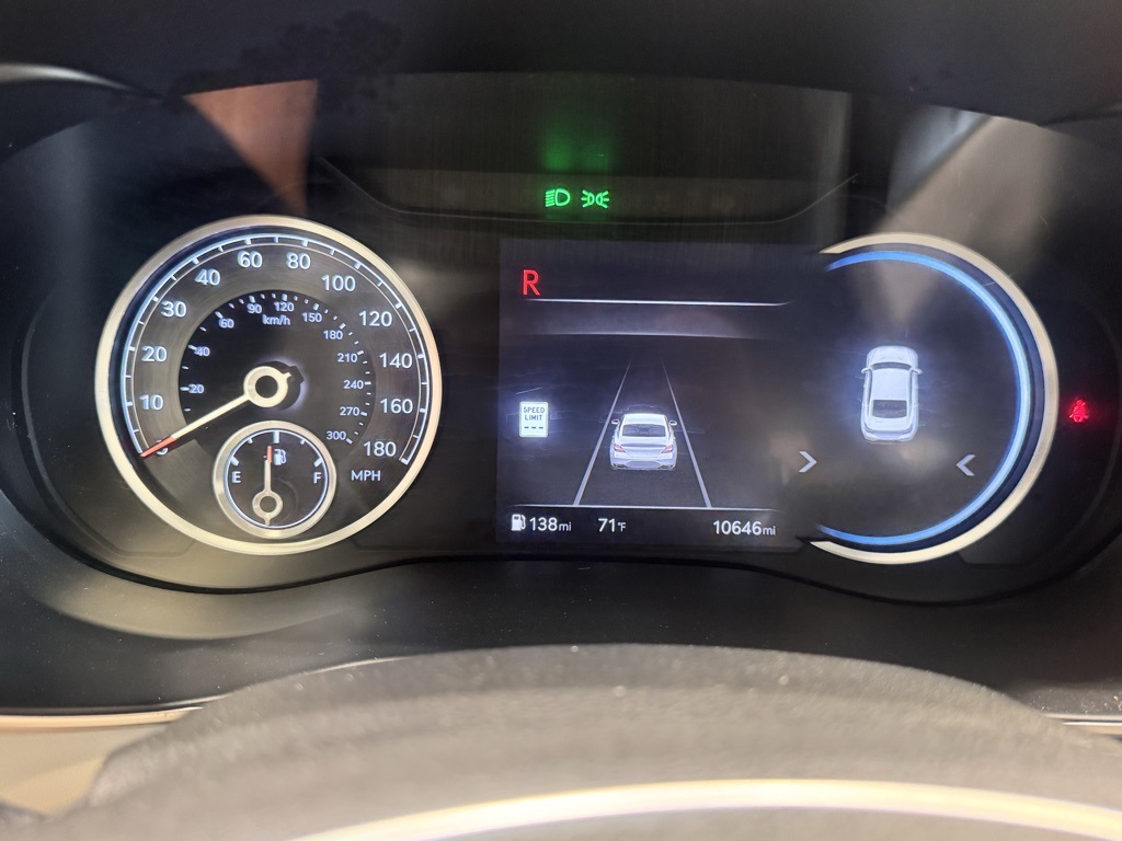 2025 Genesis G70 2.5T photo 29