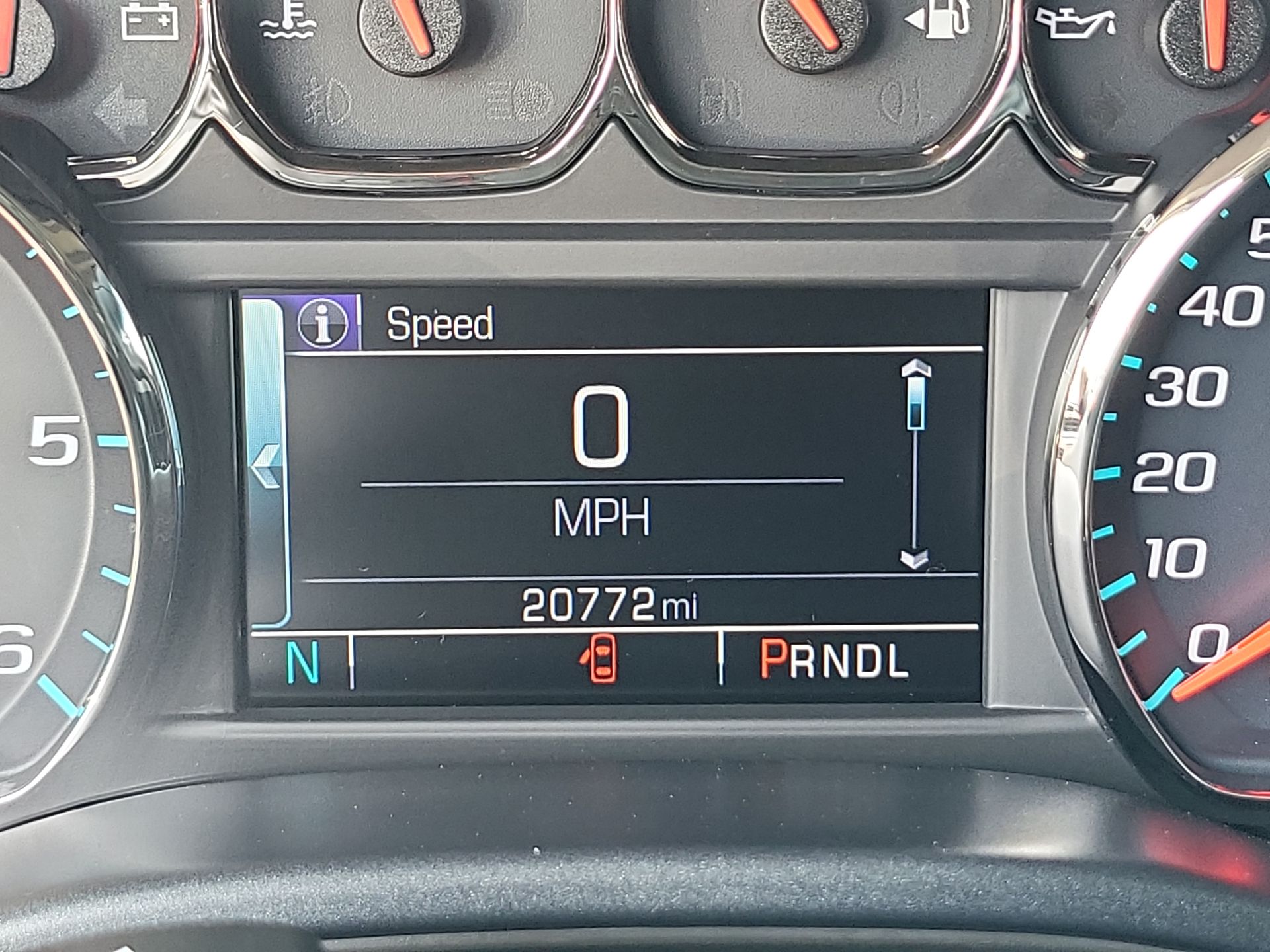 2018 Chevrolet Silverado 1500 LT photo 4