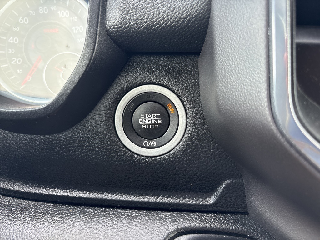 2021 Ram 1500 Laramie photo 12