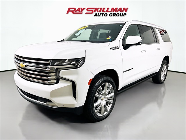 2021 Chevrolet Suburban High Country photo 3