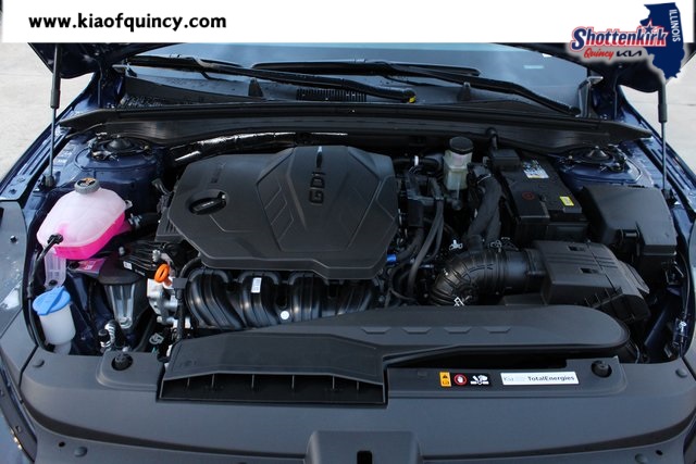 2026 Kia K5 GT-Line photo 4