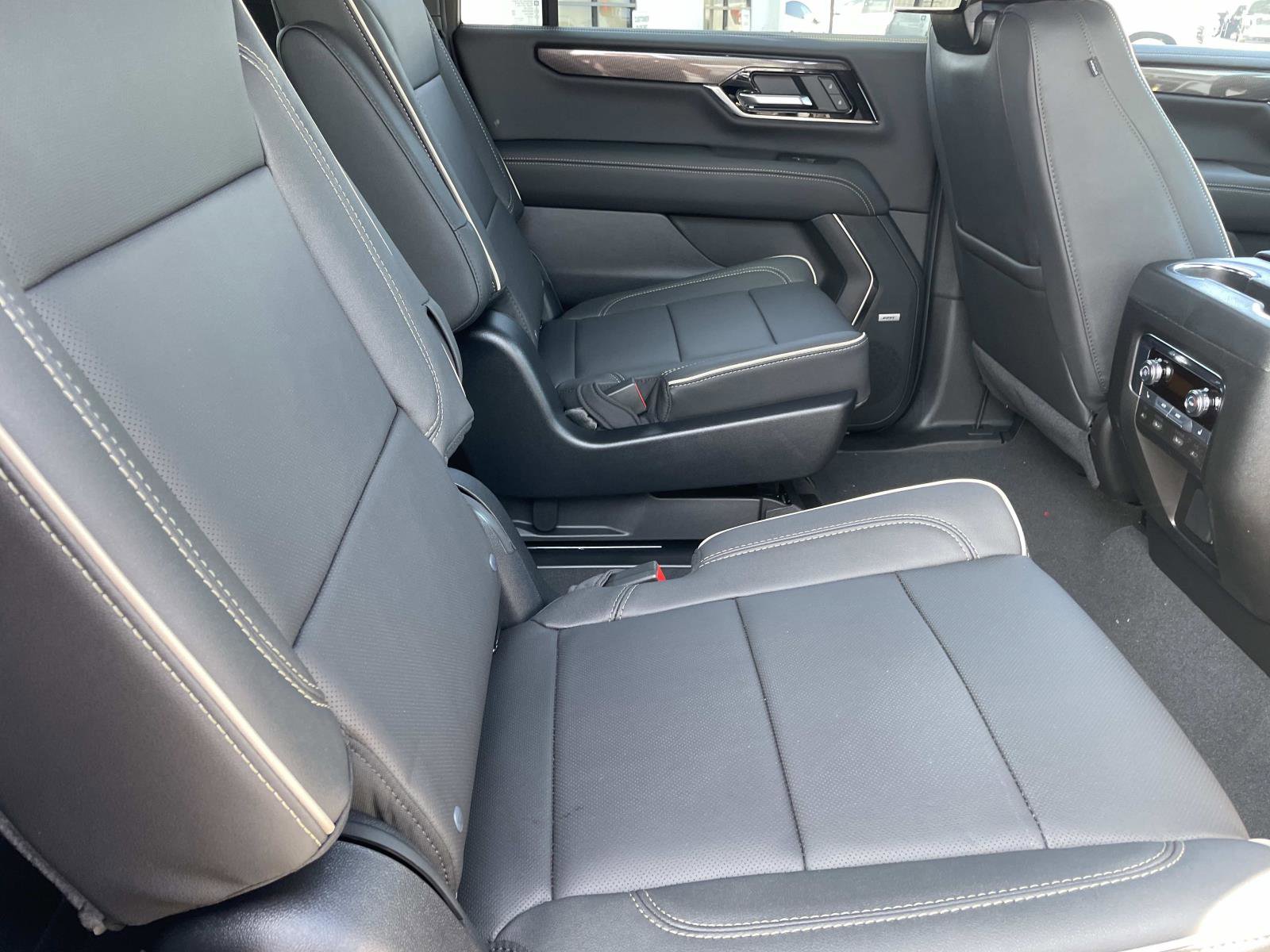 2026 Gmc Yukon XL photo 23