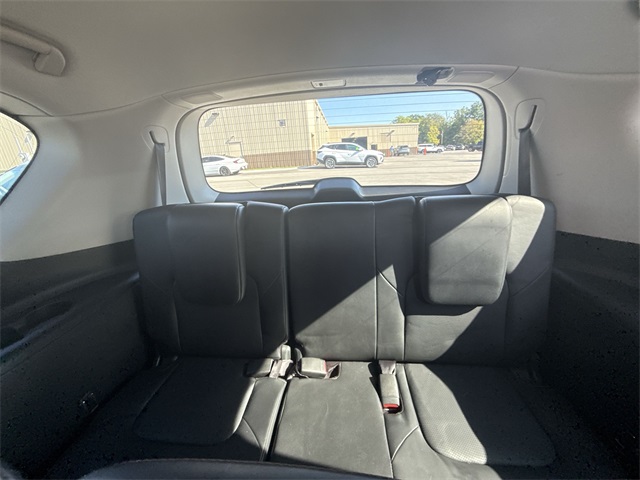 2019 Nissan Armada SL photo 22