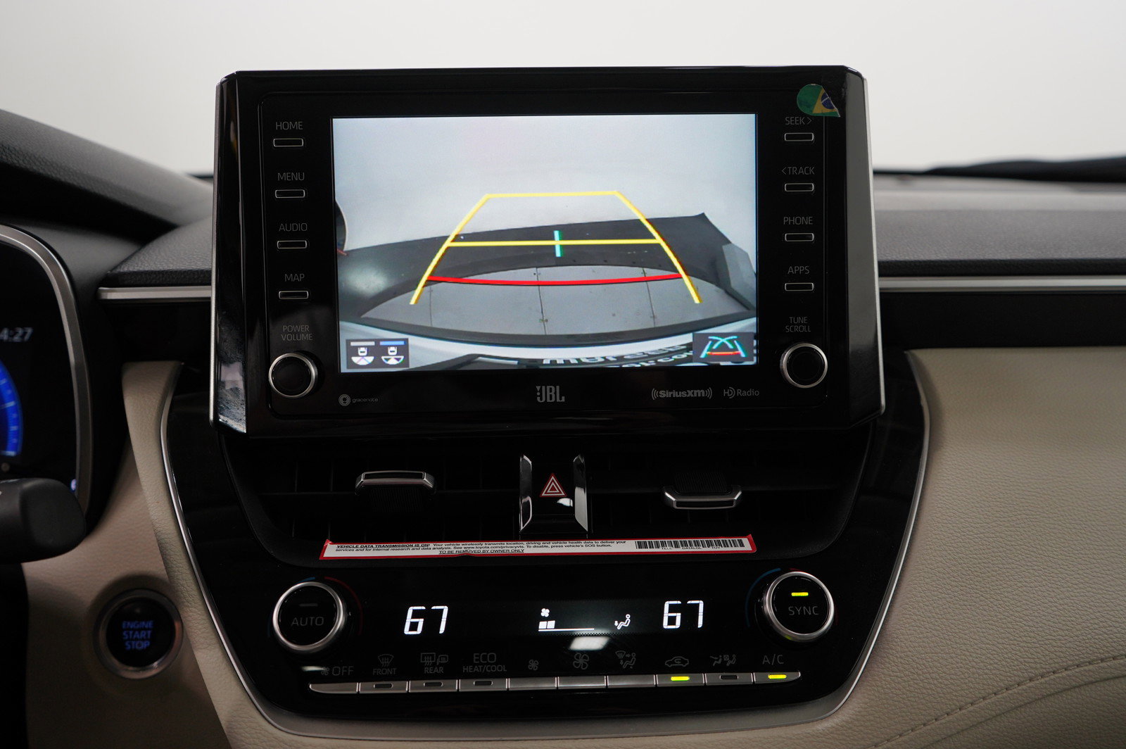 2022 Toyota Corolla Cross XLE photo 21