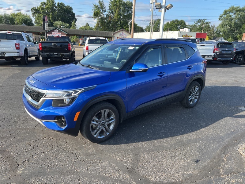 2023 Kia Seltos S photo 7