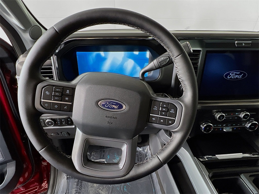 2025 Ford F-250 Lariat photo 8