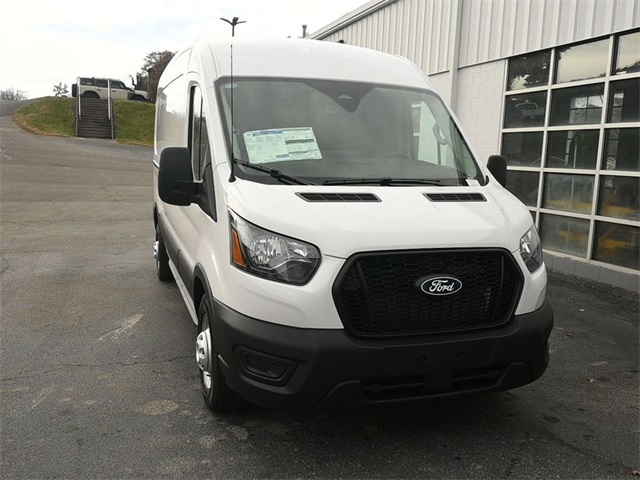 2026 Ford Transit Cargo photo 2
