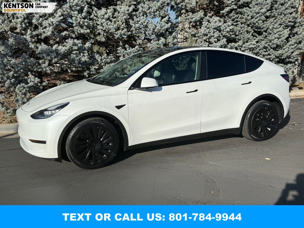 2021 Tesla Model Y Long Range's photo