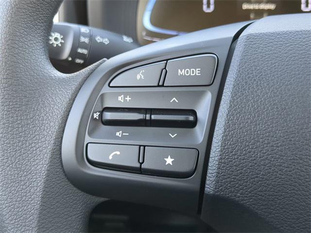 2025 Hyundai Venue SE photo 21