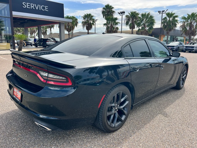 2021 Dodge Charger SXT photo 4