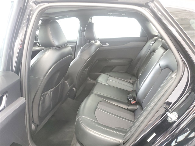 2022 Kia K5 GT-Line photo 24