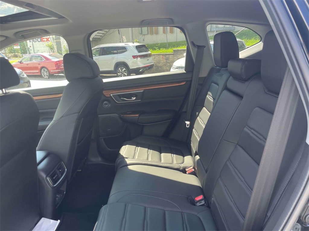 2021 Honda CR-V Hybrid Touring photo 11