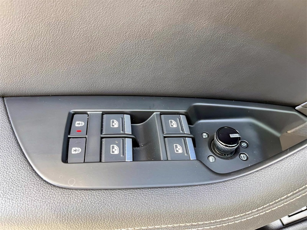 2024 Audi A6 Quattro Premium Plus photo 11