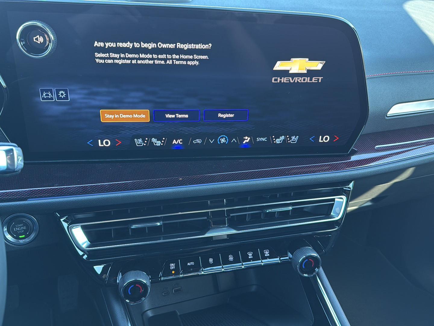 2026 Chevrolet Traverse RS photo 3