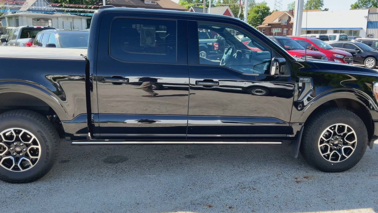 2022 Ford F-150 XL photo 8