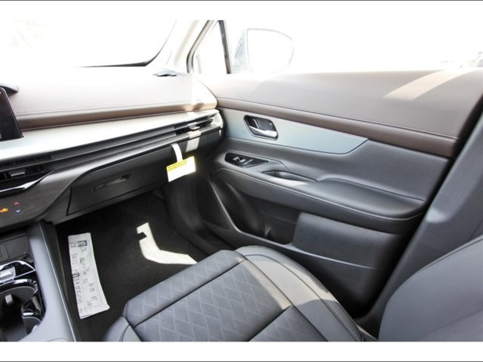 2026 Nissan Murano Platinum White at Robbins Nissan