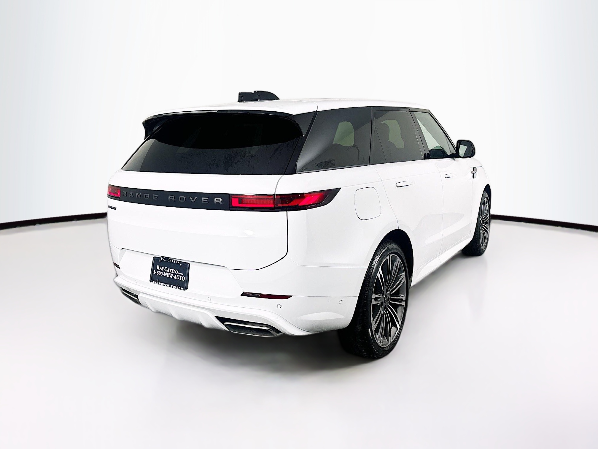 2025 Land Rover Range Rover Sport SE photo 5