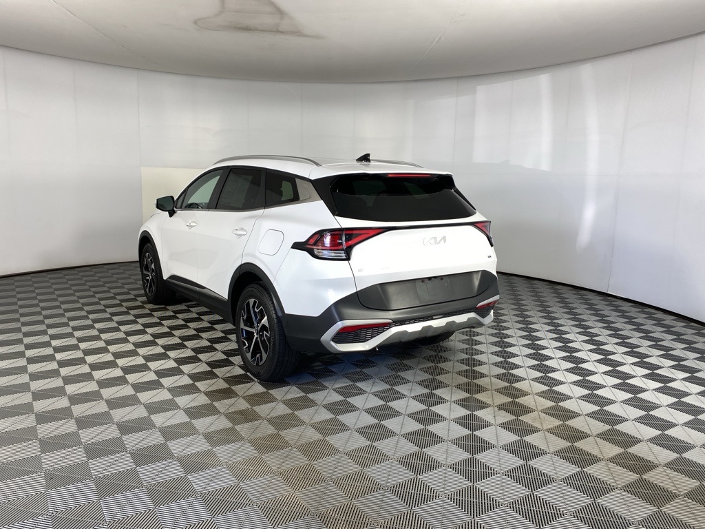 2023 Kia Sportage EX photo 3