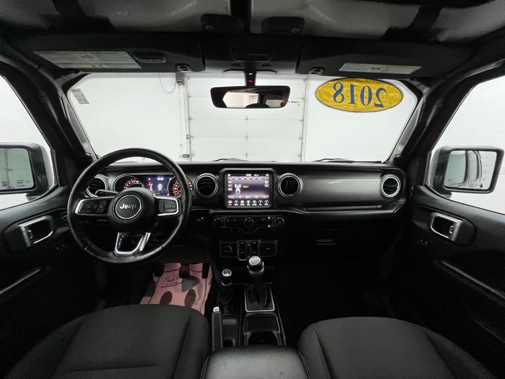 2018 Jeep Wrangler Unlimited Sahara photo 2