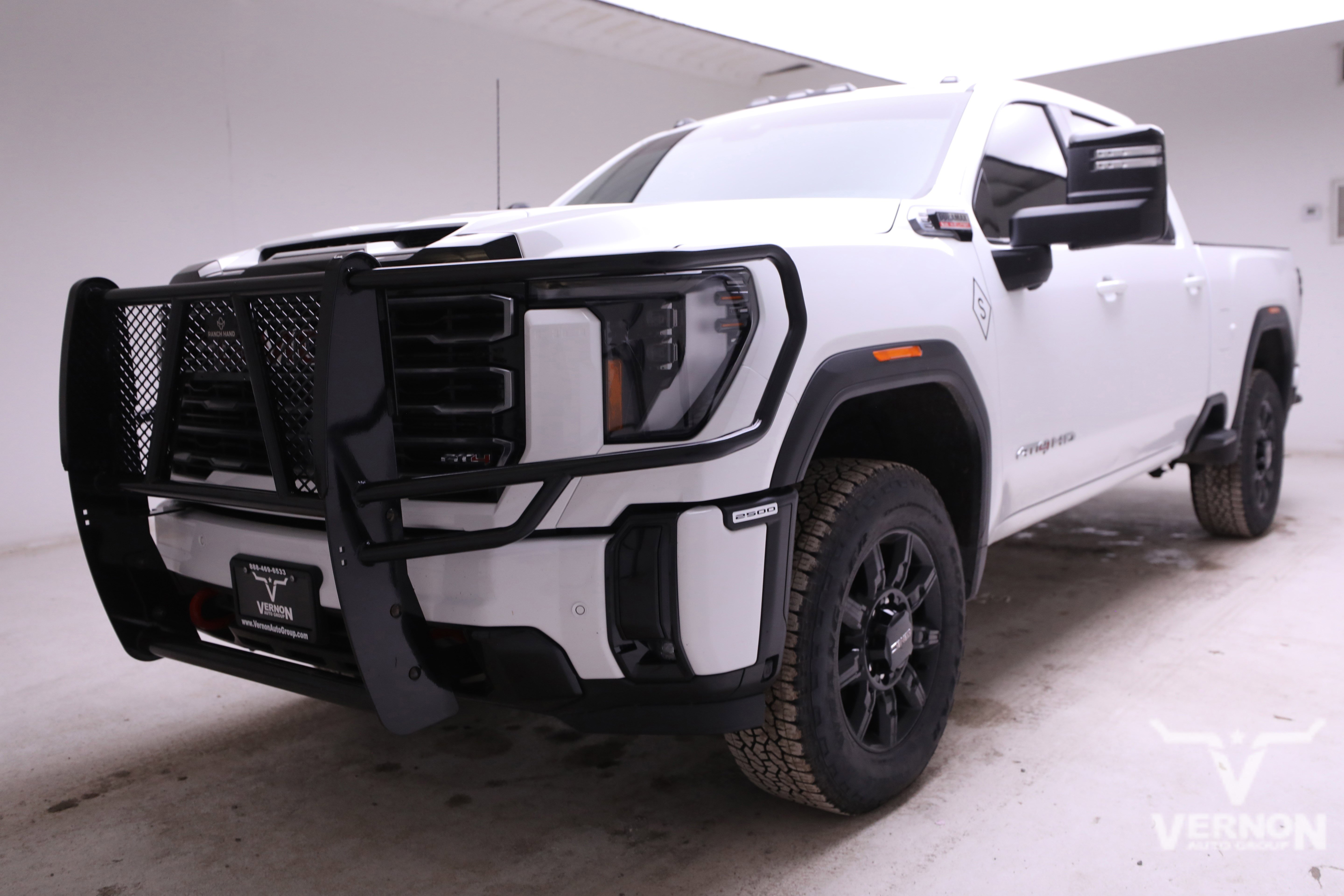 2025 GMC Sierra 2500HD AT4