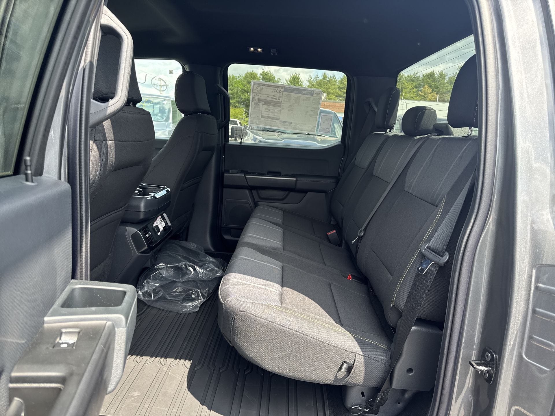 2025 Ford F-150 STX photo 4