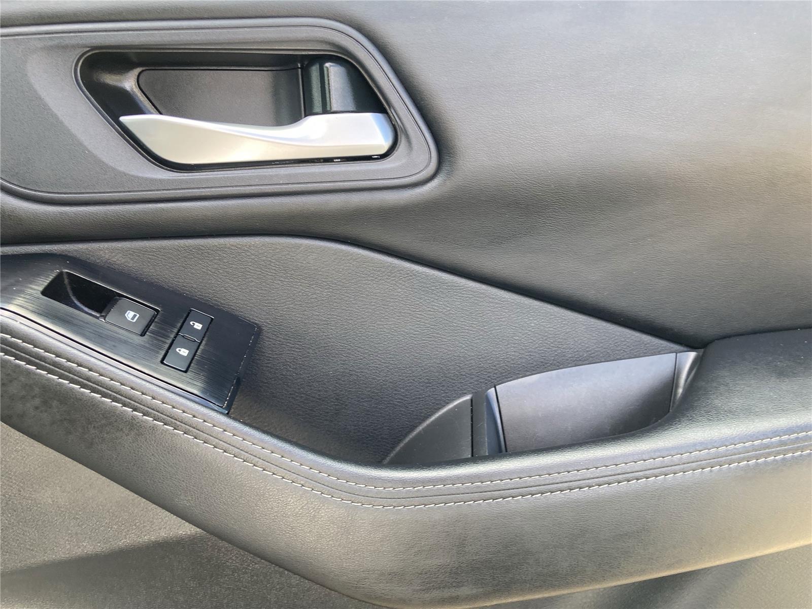 2024 Nissan Rogue SV photo 30