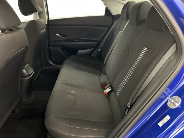 2023 Hyundai Elantra SEL photo 17