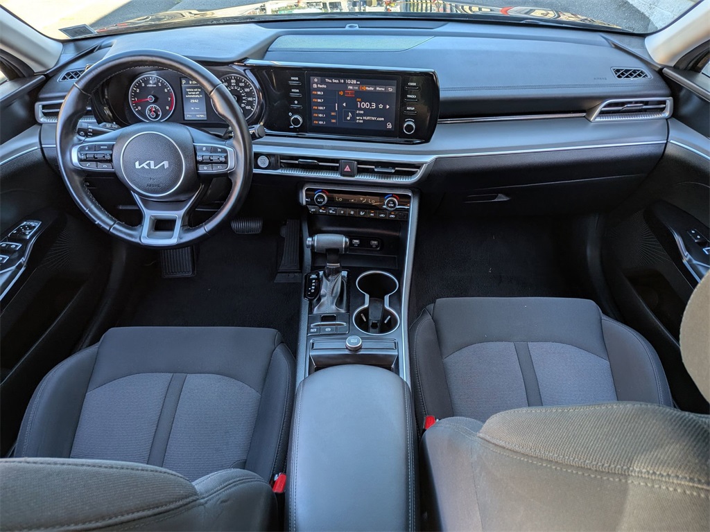 2022 Kia K5 LXS photo 18