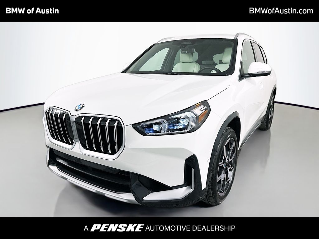 2026 BMW X1 28i's photo