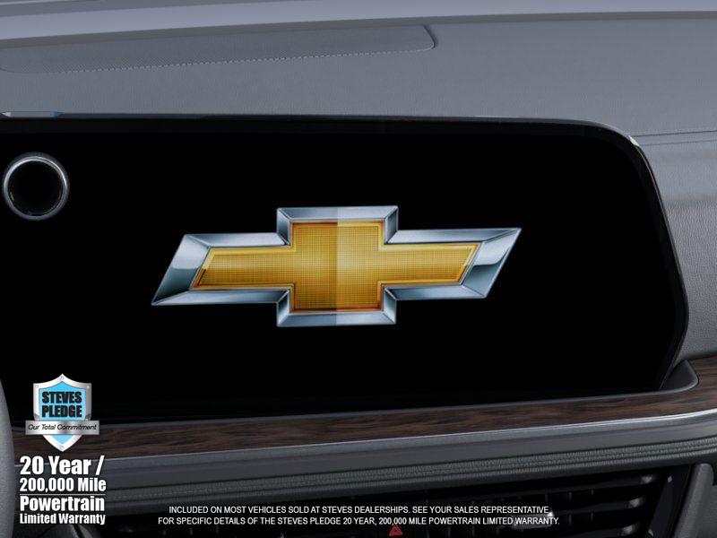 2025 Chevrolet Suburban LT photo 20